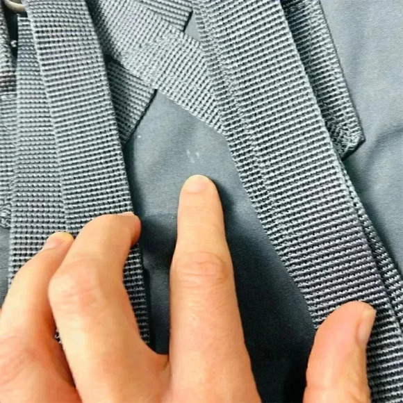 Fjällräven Kånken Mini Backpack Navy Blue Unisex Casual Adjustable Straps - Picture 8 of 8